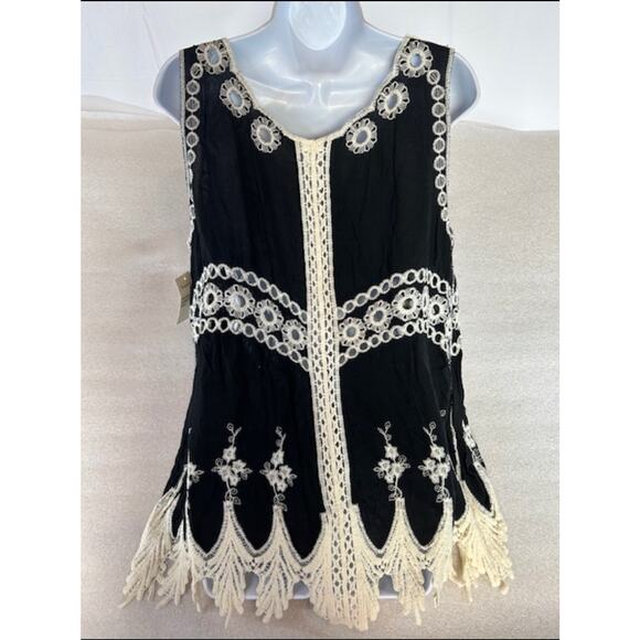 New. Sapphire Boho Lace Ladies Oversized Top. Detailed Lace. Holiday Size Small - Picture 5 of 8